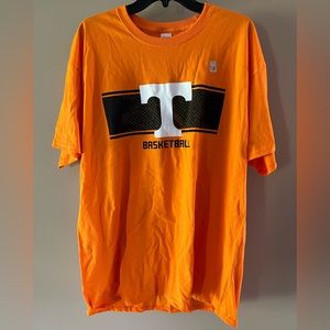 Hanes XL men’ Tennessee Basketball Shirt